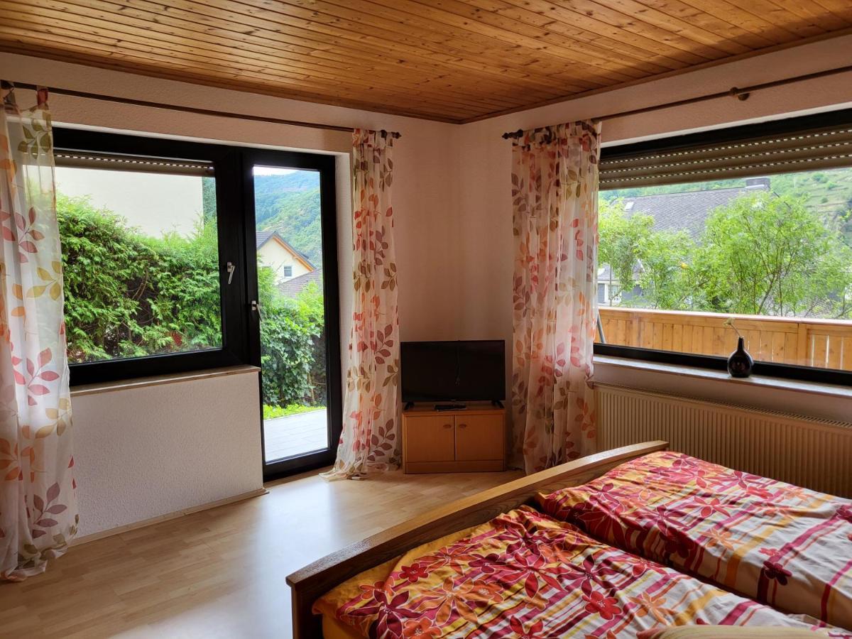 Ferienwohnung Zum Rheinblick Kestert ภายนอก รูปภาพ